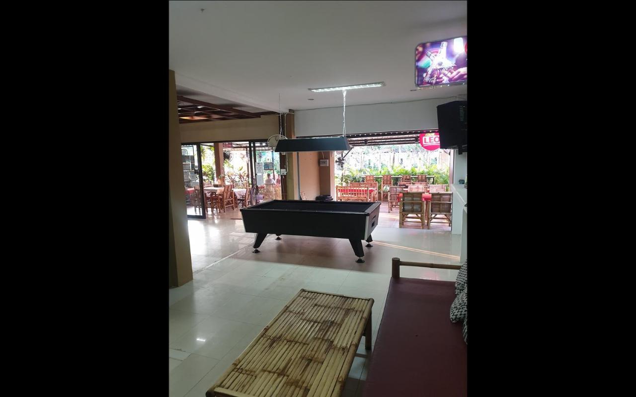 P & T Hostel Bang Rak Beach  Exteriör bild