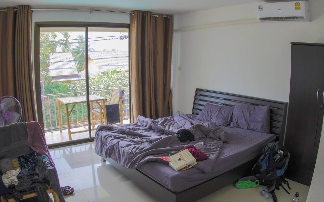 P & T Hostel Bang Rak Beach  Exteriör bild